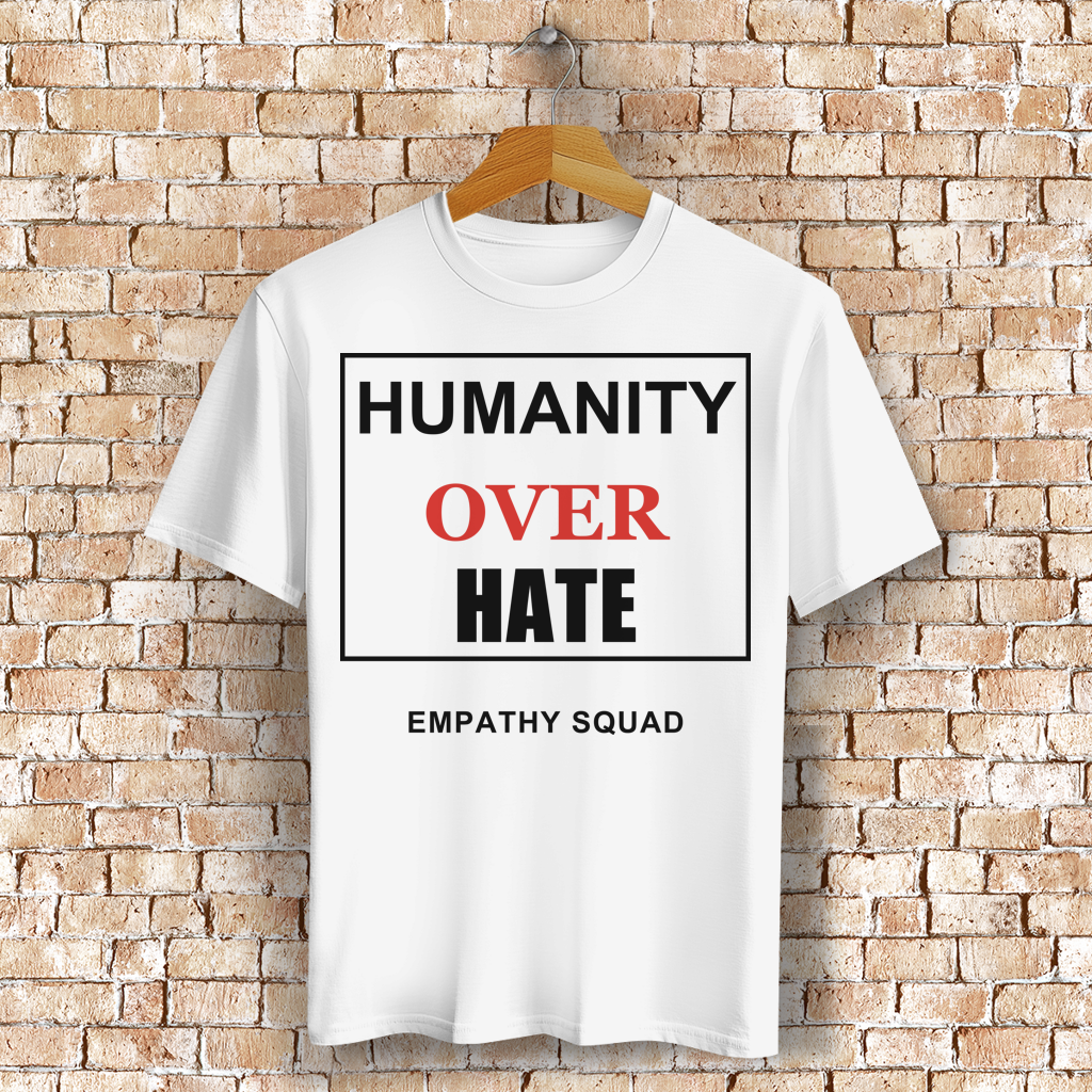Humanity Over Hate T-Shirt in Weiß – Vorderansicht